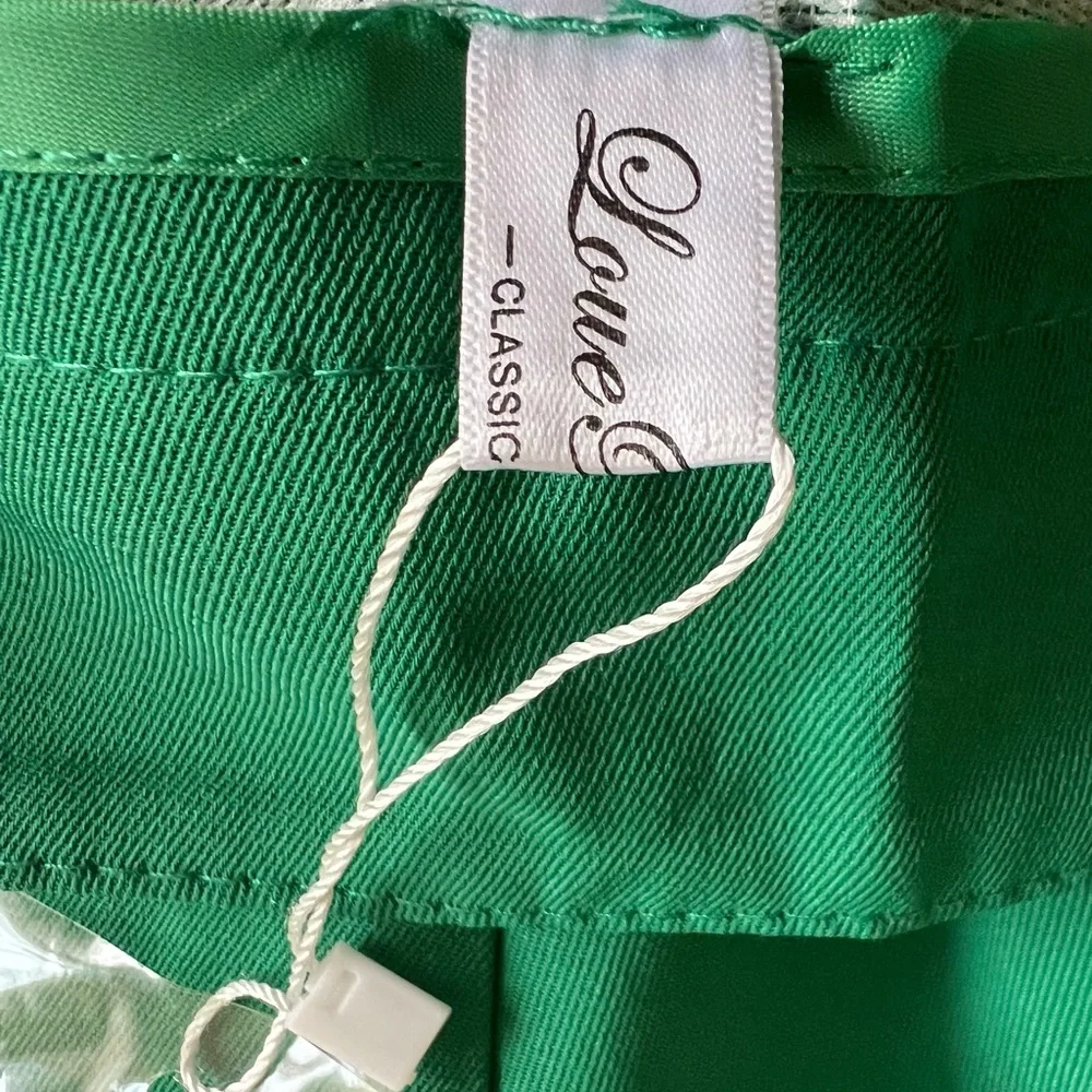 European Design Women Shorts - Picture 7 of 7